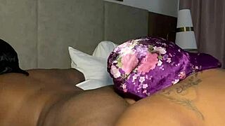 Curvy ebony girlfriend worships fat ass with kisses