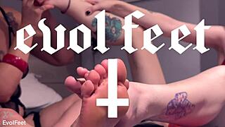 I Want You to Suck My Toes Now!