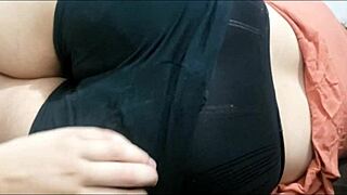 Seks z najboljšo prijateljico po telovadnici