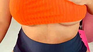 Hot young girl gets pussy broken