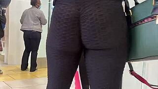 Yoga Pants Season Brings Hidden Big Ass Candid Shots