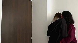 Watch real horny lesbians kiss and orgasm