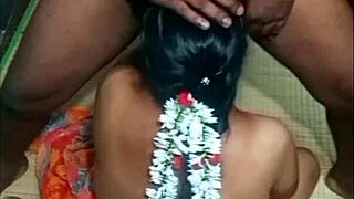 hey, you wanna see this hot Indian aunty gettin' it on?