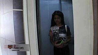 compañero de clase quiere follar en vez de estudiar 😏