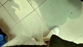 your italian stepmother flashin' ass and hairy pussy in the dressing room 😏