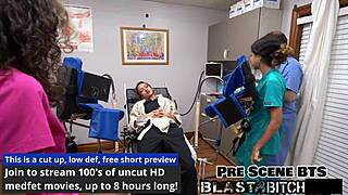 Channy Crossfire's pussy fucked by lesbians with toys! 😈