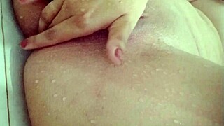 i love watching gostosinha masturbate