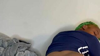 humping my pillow after gym with teen pussy lips 😊