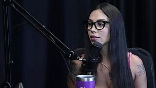 didy reis got hacked and discovered she's an exhibitionist while recording with maximo garcia 😏🔥