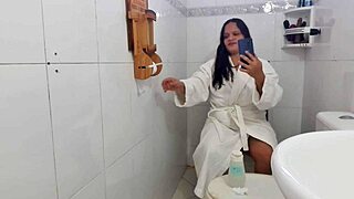 i'm the latina twin with big pussy falling online