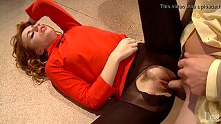 Lexi’s Tight Ass Shines in Sexy Leggings