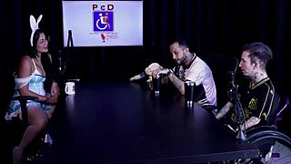 Menin reality-ohjelmaan, aloitin videopuhelun, äidin tuhma...