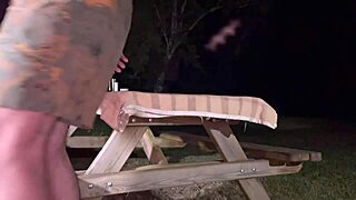 Hey, look at this mature milf getting assfucked by a big cock outside at night!