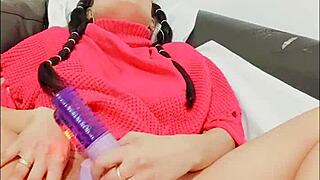 check out playful blue, this colombian brunette masturbates and squirts like crazy.