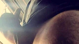 Bad Wolf28, are you ready for this wild lluvia de penes?