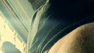 Bad Wolf28, are you ready for this wild lluvia de penes?