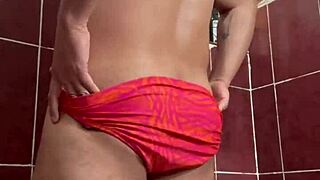 Hey guys, at my sugar daddy’s request, I’m peeing in the bathroom now