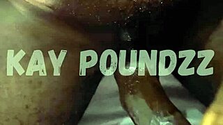 Guy jerks off watching porn and cums everywhere