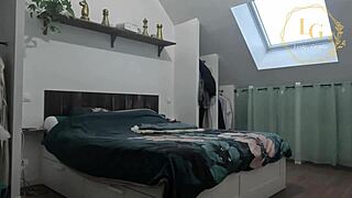 Chubby maid Lexie Grants seduces in sexy cosplay lingerie