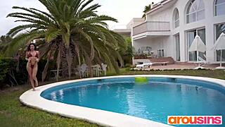 I just can’t stop fingering myself by the pool. Helina Dream drives me wild!