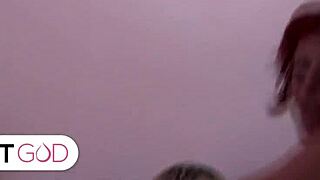 Pornstar-in-training Zoey Nixon masters squirting with expert guidance today.