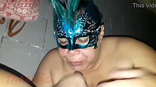 mamando meu pau com prazer intenso