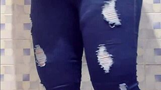 madura caught bent over in public bathroom, wow!