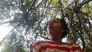 Brazilian loca with white eyes tells her story