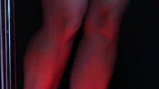 Hot GILF Sexy Vanessa Shows Off Her Curves