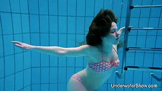 Sexy Young 18+ Girl Reveals Stunning Body Underwater in Bikini