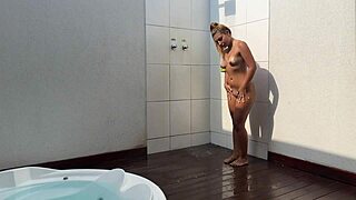 Wanna see me banging Bia Martins right after her bath?