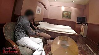 Я так тронут этими азиатками-соседками в нецензурированном JAV действии