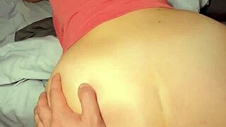 Deep Amateur Anal Penetration