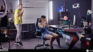 gamer girl gets banged after time freeze - lol match turns to pussy creampie and cum in mouth lobby, huh?