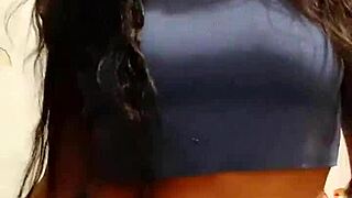 ลูน่าบ้าคลั่งสุขสุดกับตูดใหญ่เด้งดึ๋ง