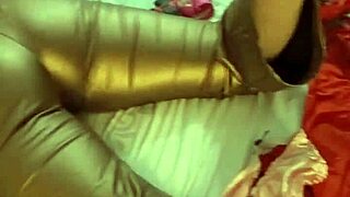 french amateur in spandex panties sucking and licking