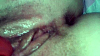 Explore Joice's pussy orgasm with toys and vibrator instructions