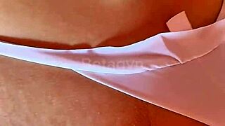 अरे, क्यूट न्यू रेडहेड मेड को फकिंग