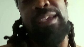 wake up with yo old-school patna cubby so luvily