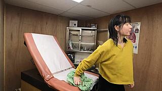 Hey, Scarlett Johnson as medical tit consultant part 2 left! 😏