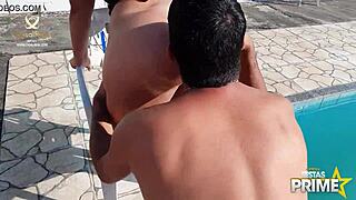 Novinha Rabuda Musa Prime Na Piscina Encontra Tio Dj Jump Da Sua Amiga E Entra Na Pica Completo No Red