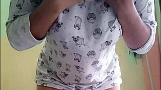 Hey, daring housewife, why no panties under that skirt at boss’s house?