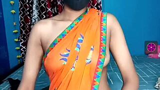 indian girl performs live sex video