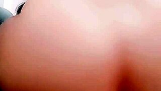 I soo love my tight pussy on this big dildo after watching that movie.