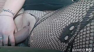 Curvy goddess revels in solo pleasure with toys