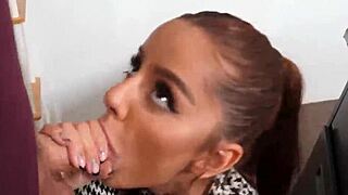 Teen giving the best oral ever, I swear I ain’t never seen such wild licking!