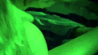 Videl sem ta grobi hardcore gangbang z 18+ in tako intenziven, razen če si iz šestdesetih