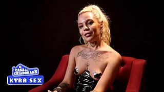 I love this anal reality show with prolapse and gaping.