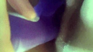 She moans during morning creampie with dildo