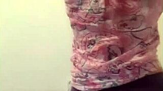 I’m obsessed with watching her sexy American ass dance and roc that booty!